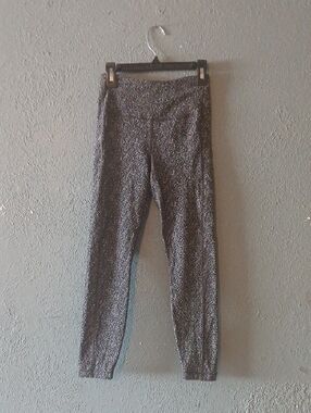 Athleta Black & White Textured 7/8 Tights